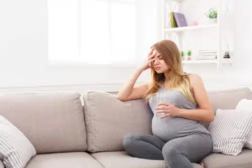 Comment gérer les émotions liées à un test de grossesse positif ?