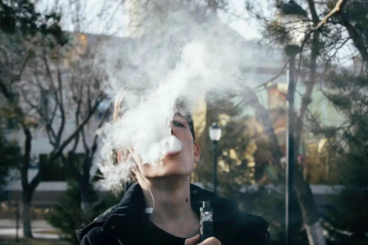 vape  cigarette