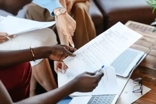Préparer sa retraite avec succès : conseils pour une transition financière et psychologique réussie