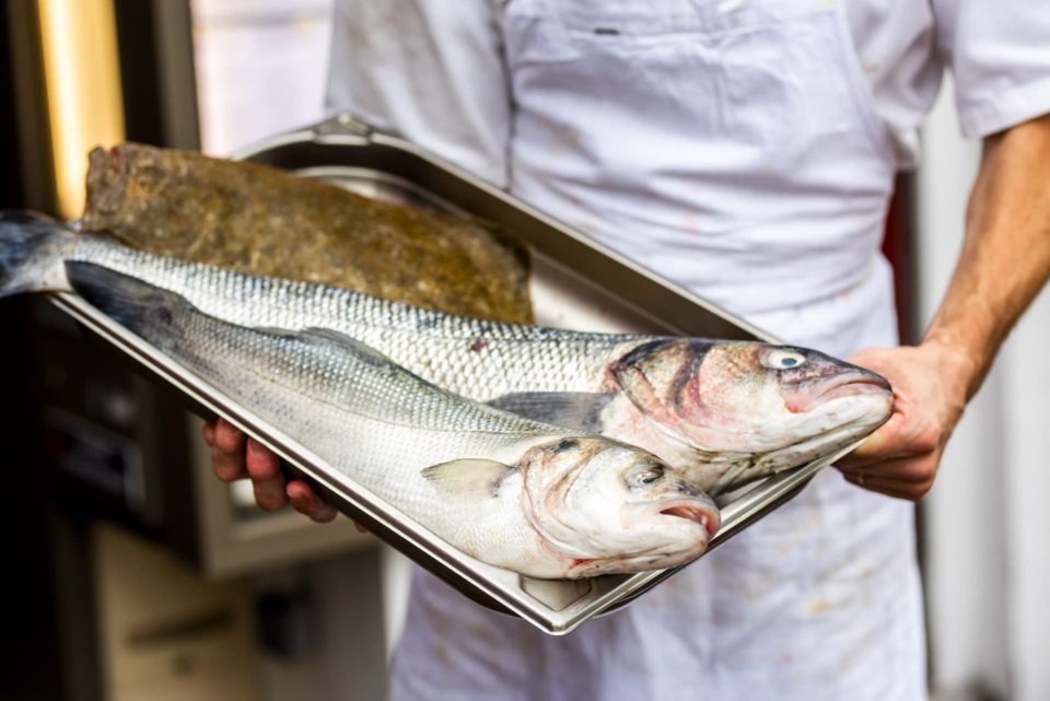 Est-il bon de manger du poisson le soir ?